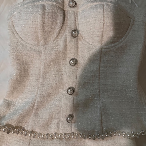 Women 3 piece set, blazer, corset, and skirt - Picture 3 of 4